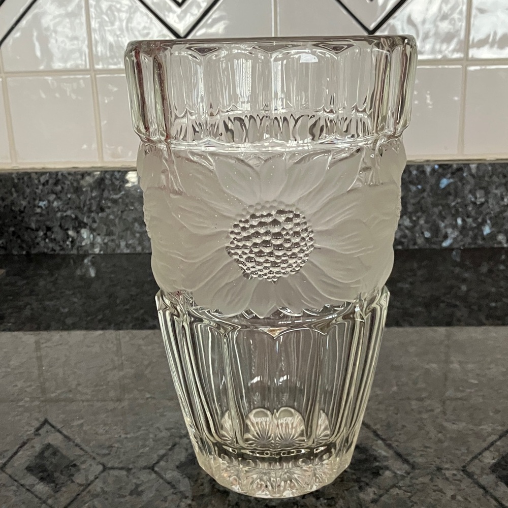 Vintage Art Deco Style Heavy Crystal Vase With Frosted Band With Sunflowers